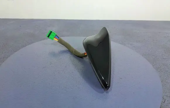 Hyundai Tucson IV NX4 Aerial GPS antenna 96210N7400EB