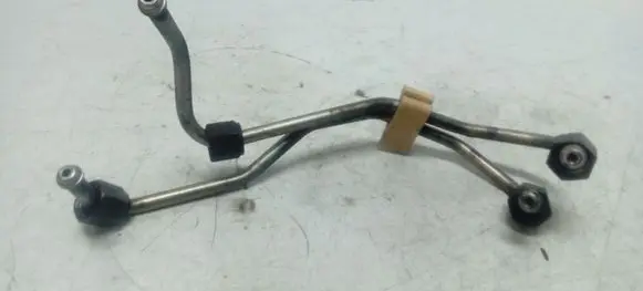 Volvo XC60 Fuel injector supply line/pipe 