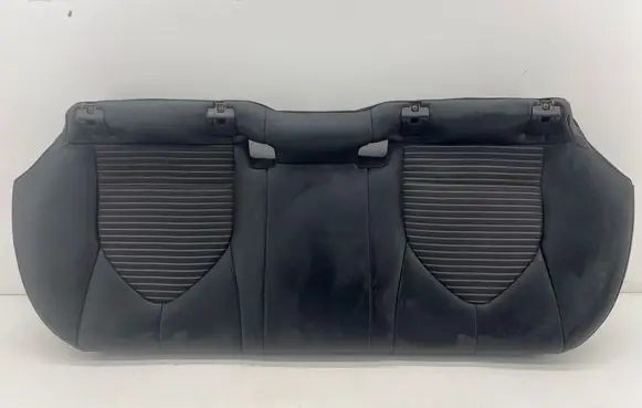 Toyota Camry VIII XV70 Rear seat