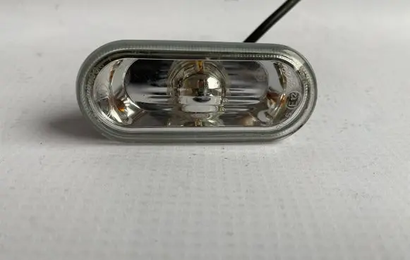 Volkswagen Golf IV Front fender indicator light 1J0949117