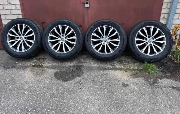 Toyota Land Cruiser (J150) R19 alloy rim 