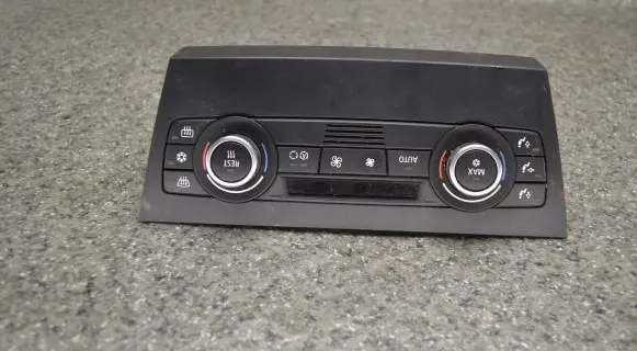 BMW 3 E90 E91 Climate control/heater control trim M033863002