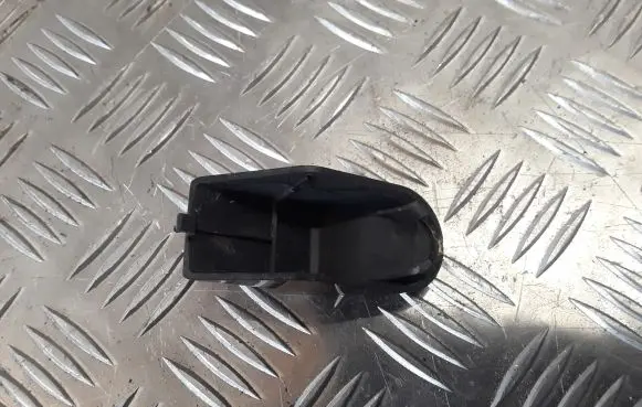 Nissan Note (E12) Wiper trim