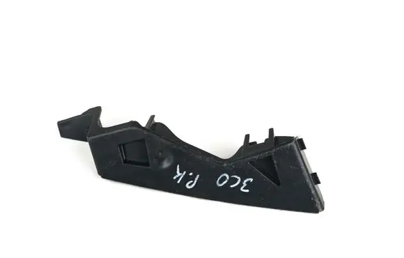 Volkswagen PASSAT B6 Front bumper mounting bracket 3c0807723