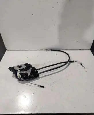BMW X5 F15 Front door lock 7281936 A046465 18283810