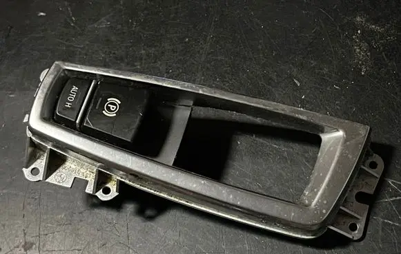 BMW 5 F10 F11 Hand parking brake switch 9217594