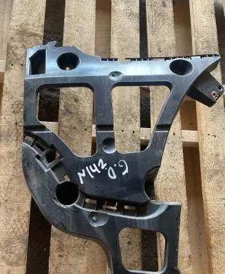BMW X5 E70 Bumper support mounting bracket corner 7158446 106034