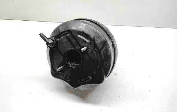 BMW 3 F30 F35 F31 Brake booster 6798419