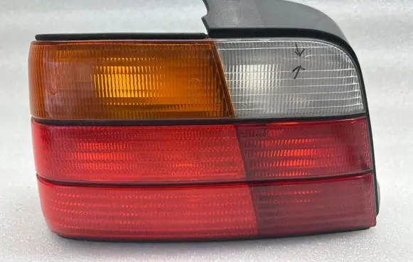 BMW 3 E36 Rear/tail lights 1387045