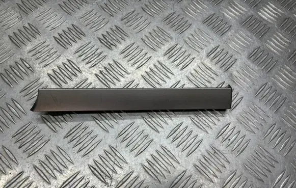 Volkswagen Touran I Dashboard glove box trim 1T1858417B