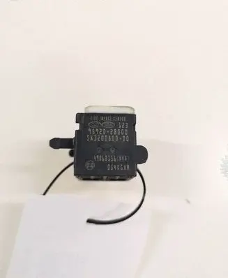 Hyundai Santa Fe Airbag deployment crash/impact sensor 959202B000 SA320080000