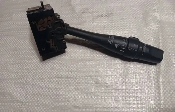Nissan Primera Wiper control stalk 36929b