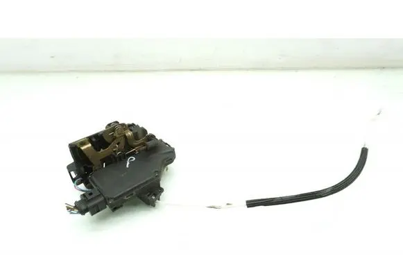 Porsche Boxster 986 Front door lock MMAUTKO33345
