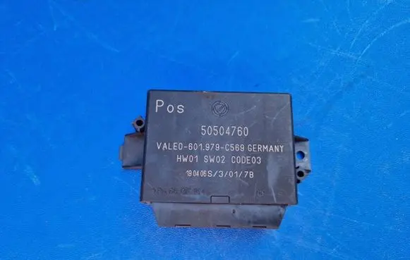 Alfa Romeo 159 Parking PDC control unit/module 50504760