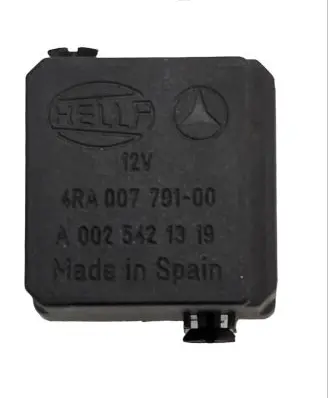 Mercedes-Benz C W203 Other relay A0025421319 4RA00779100
