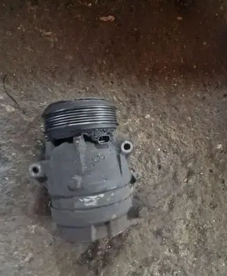 Nissan Primastar Air conditioning (A/C) compressor (pump)