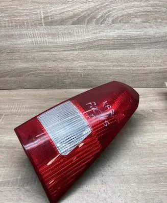 Ford Focus Rear/tail lights YS4X13404JG