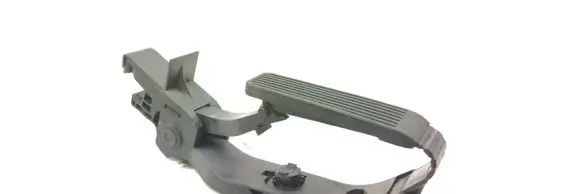 Mercedes-Benz E W211 Accelerator throttle pedal A2033000104