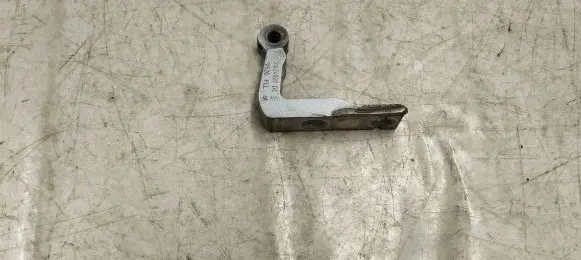 Volvo XC60 Front door lower hinge 31424607