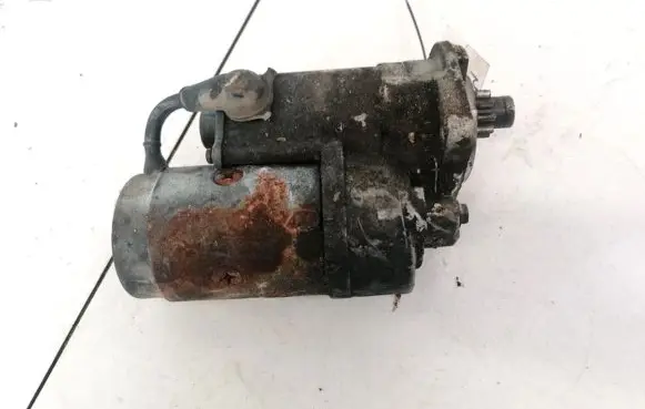 KIA Carens I Starter motor