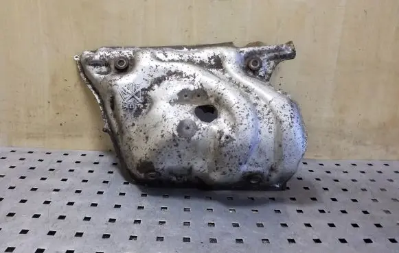 Honda CR-V Exhaust heat shield