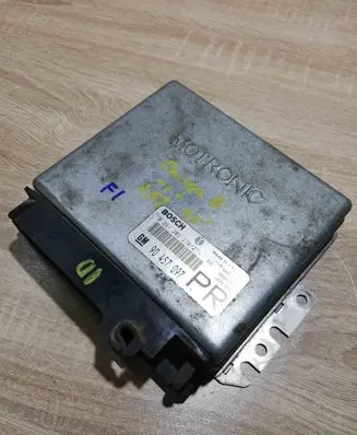 Opel Omega B1 Engine control unit/module ECU 90457097 0261203270
