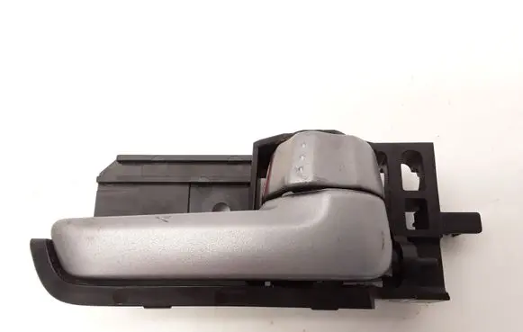 Suzuki Swift I Rear door interior handle
