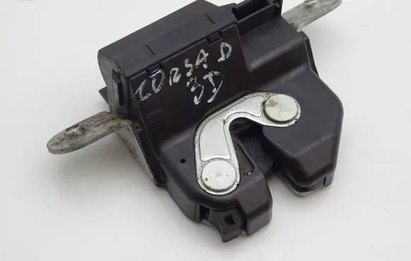Opel Corsa D Tailgate/trunk/boot lock/catch/latch 55701971