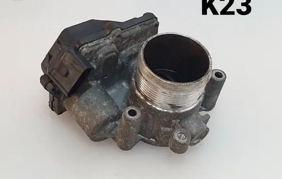 Volkswagen PASSAT B7 Throttle body valve 03L128063R 2004110516 A2C31762900