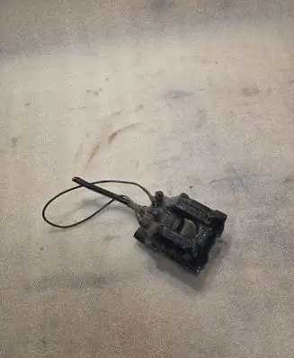 BMW 7 E38 Rear brake caliper
