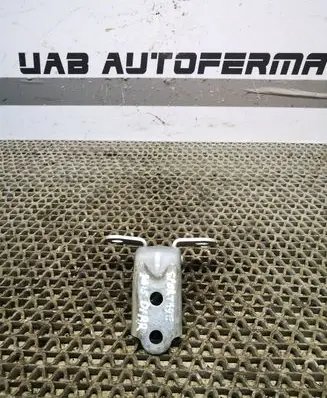 KIA Sportage Front door upper hinge 793202H000