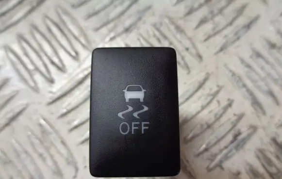 Peugeot 108 Traction control (ASR) switch GZ1891N54