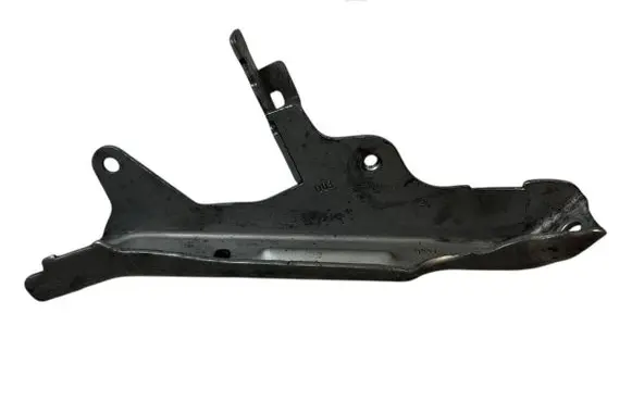 Mercedes-Benz Vito Viano W639 Other engine bay part A6510901027