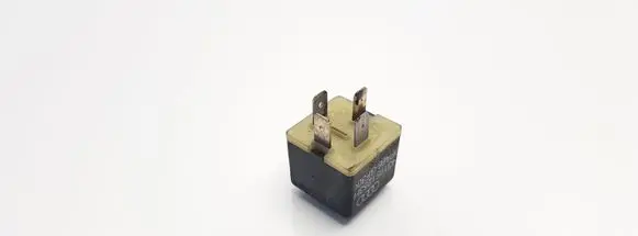 Audi A4 S4 B5 8D Other relay 431951253H