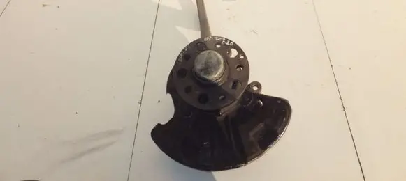 Mercedes-Benz S W220 Front wheel hub