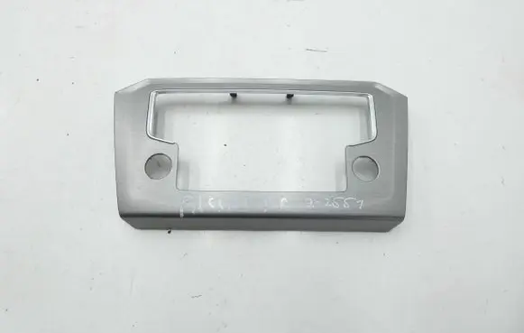 Volkswagen PASSAT B8 Radio/GPS head unit trim 3G0819475A