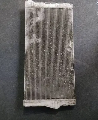 Coolant radiator