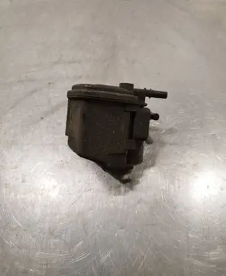 Peugeot 5008 Fuel filter 9305108c