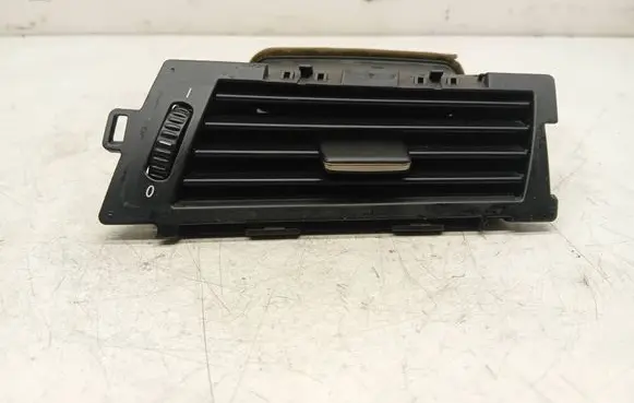 BMW 5 E60 E61 Dashboard side air vent grill/cover trim 695362001