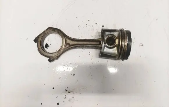 Audi A4 S4 B6 8E 8H Piston with connecting rod