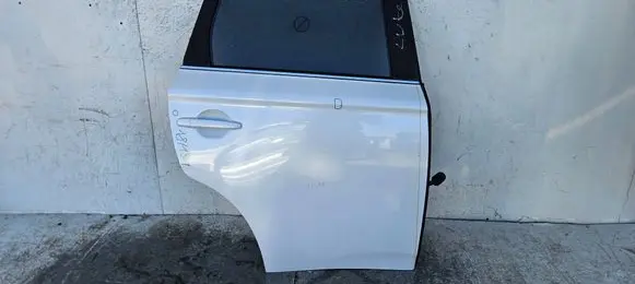 Mitsubishi Outlander Rear door 