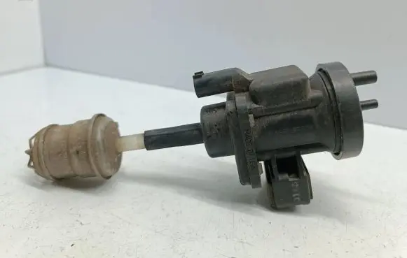 Mercedes-Benz A W168 Turbo solenoid valve A0005450427 0005450427