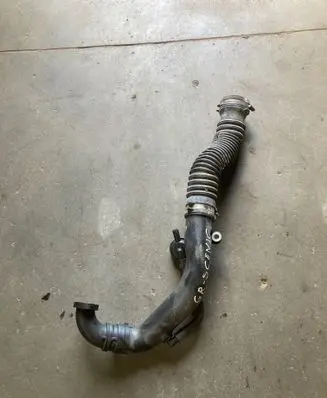 Intercooler hose/pipe