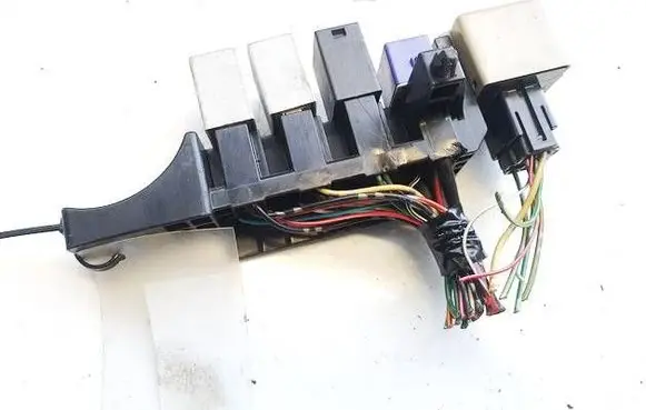 Toyota Avensis T250 Fuse box set 