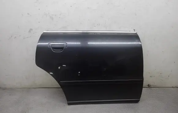 Audi A4 S4 B5 8D Rear door