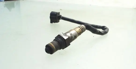 Mercedes-Benz B W245 Lambda probe sensor 0045420718