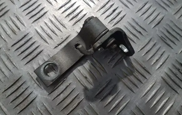 Ford Galaxy Rear door lower hinge AC46575