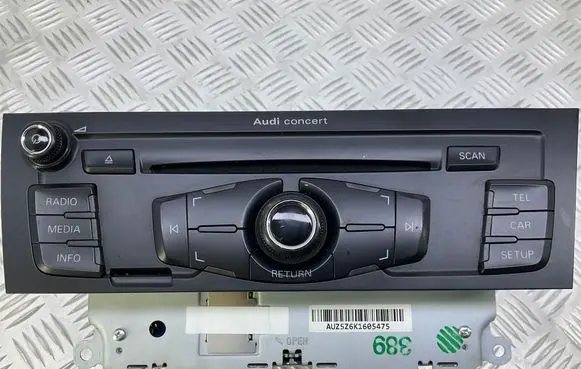 Audi A5 8T 8F Radio/CD/DVD/GPS head unit 8T2035186P