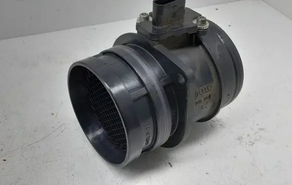 Audi A4 S4 B8 8K Mass air flow meter 06J906461D