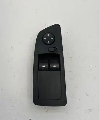 BMW 1 E81 E87 Electric window control switch 6970191